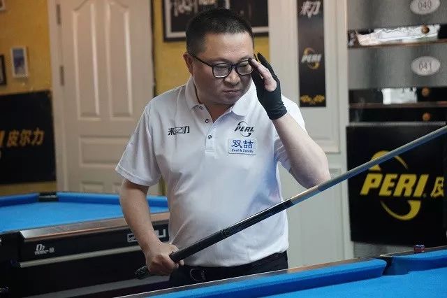 育明星与饭 育明星与饭