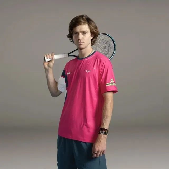 不再孤军奋 不再孤军奋